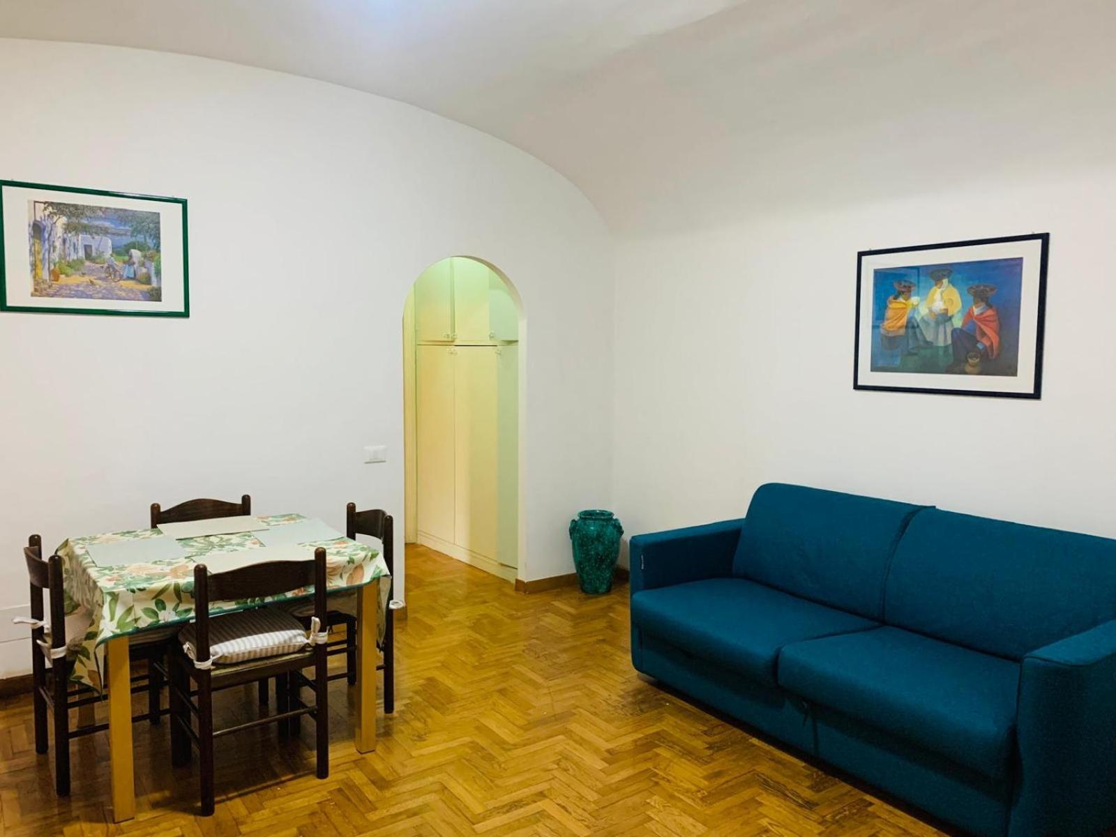 Vacanze Romane Colosseo Apartment Bagian luar foto